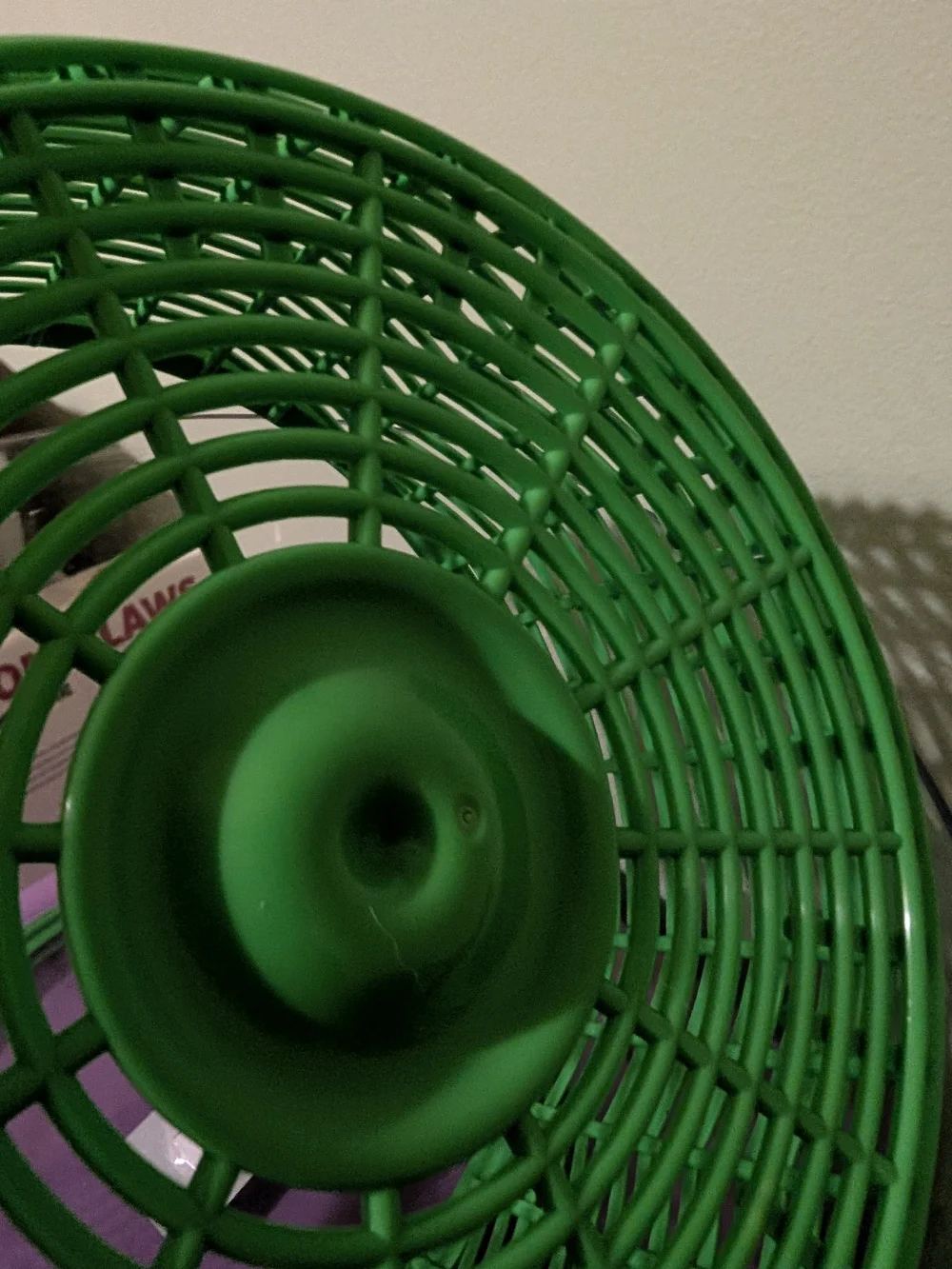 Green Farberware Manual Salad Spinner Bowl with Cream Lid